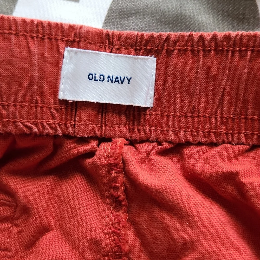 Old navy big boy shorts rust color xxl